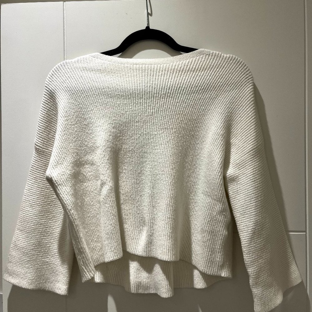 Princess Polly - White Knit Cropped Long Sleeve - Size S/M